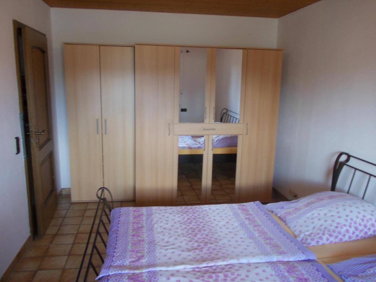 Xxl Apartment, 10 Beds, 4 Sleep-Rooms, 140Qm, 2 Wc, 2 Shower && Bruckmühl المظهر الخارجي الصورة