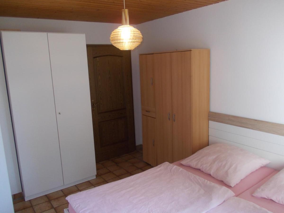 Xxl Apartment, 10 Beds, 4 Sleep-Rooms, 140Qm, 2 Wc, 2 Shower && Bruckmühl المظهر الخارجي الصورة